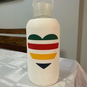 bkr White Glass Water Bottle with Multicolor Heart Design